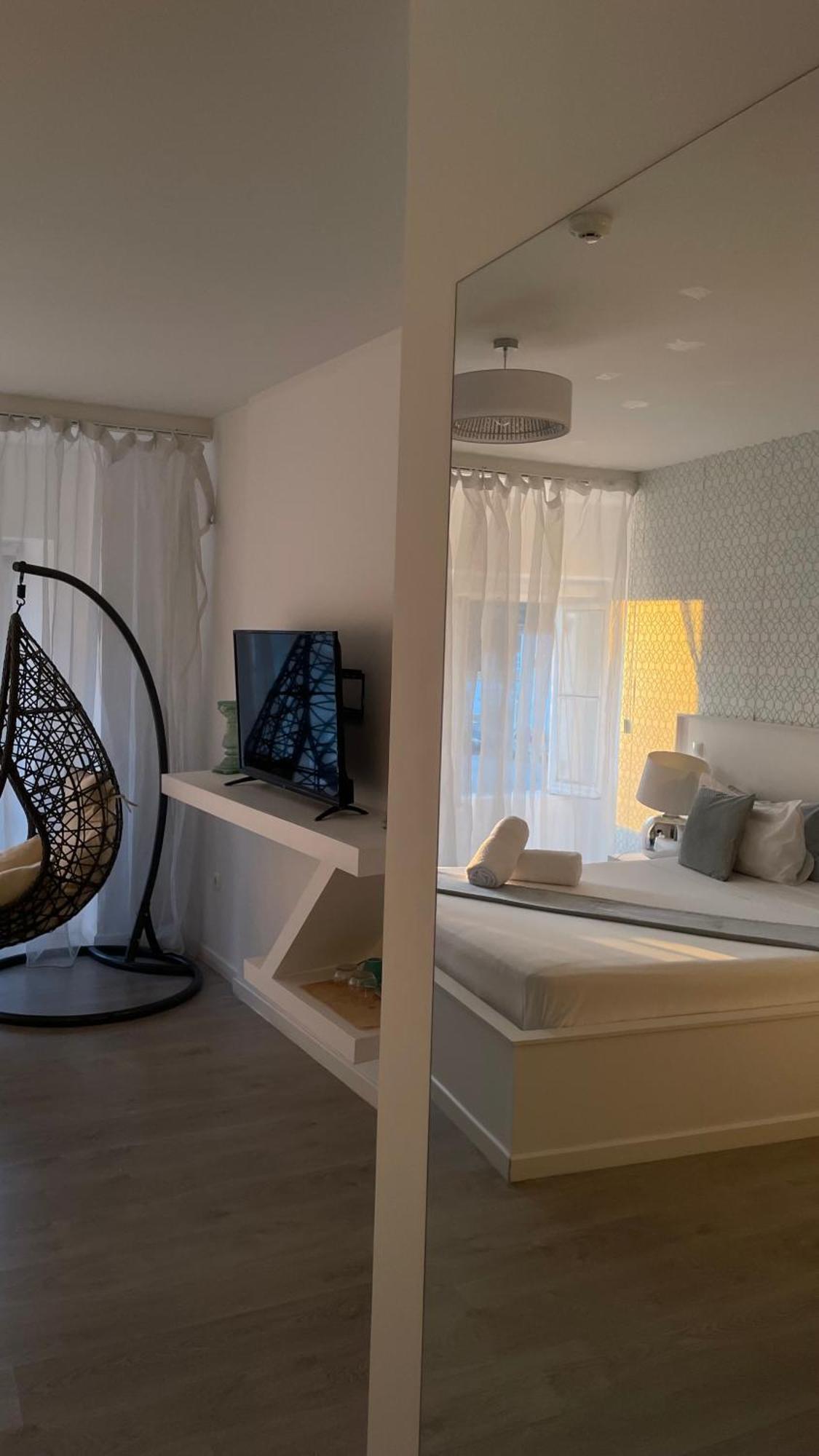 Хостел Brandao House Капарика Экстерьер фото